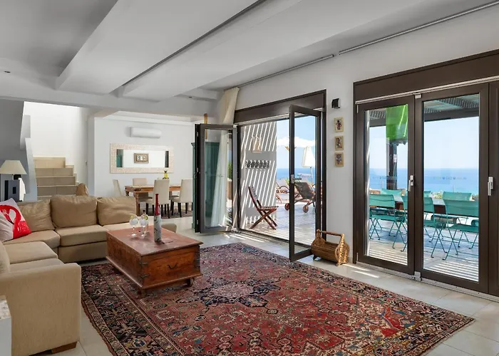 Athena With Private Pool And Seaview