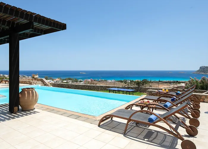 Athena With Private Pool And Seaview 林都斯