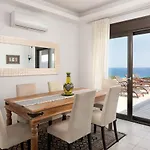 Athena With Private Pool And Seaview * لينثوس